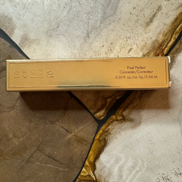 Stila Pixel Perfect Concealer/Corrector - Deep 2 - Picture 1 of 6